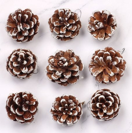 3-4cm White Edge Pinecone (9 Pc / Bag) Hanging Sign