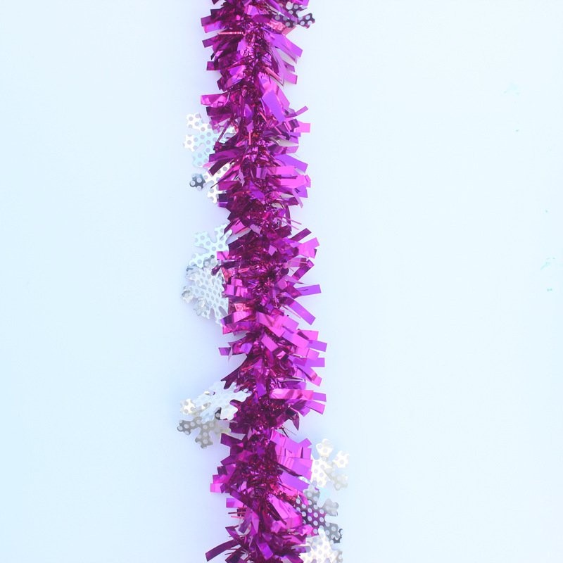 2M Red Snowflake Tinsel 23*23cm 5