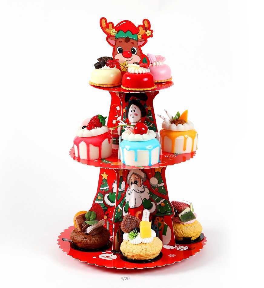 Cake Wreath 27x43cm