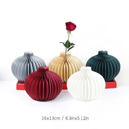 Honeycomb Flower Bottle (110g Double Paper) 16x13cm