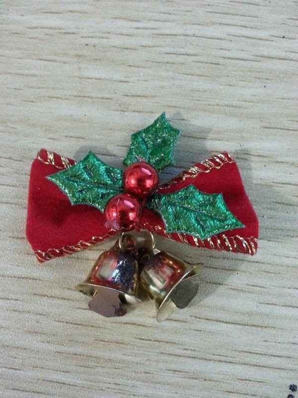 Plush Gold Leaf Bow 2