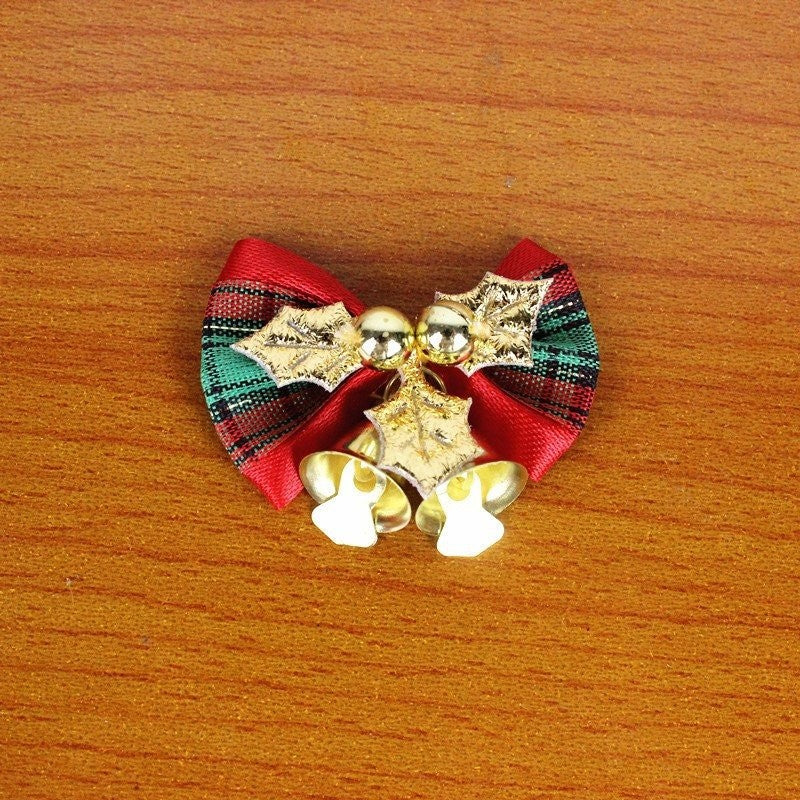 Plush Gold Leaf Bow 3